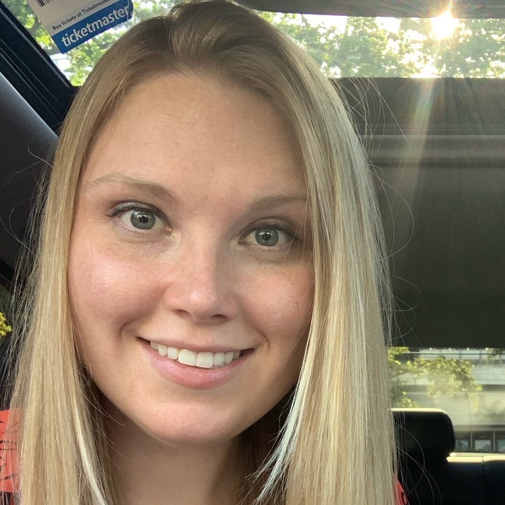 Meet your Posher, Amanda
